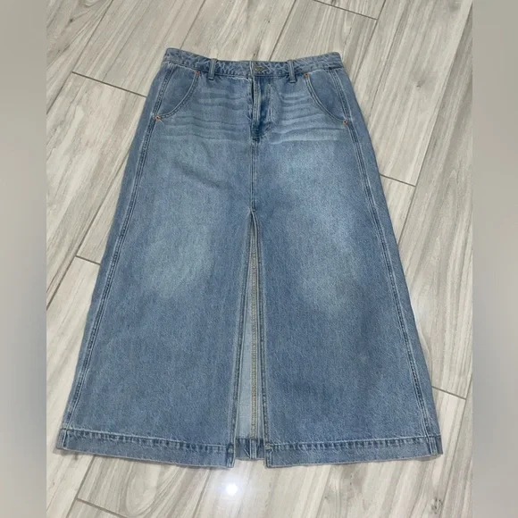 Sold✨Frye women’s Jean skirt - Picture 3 of 6